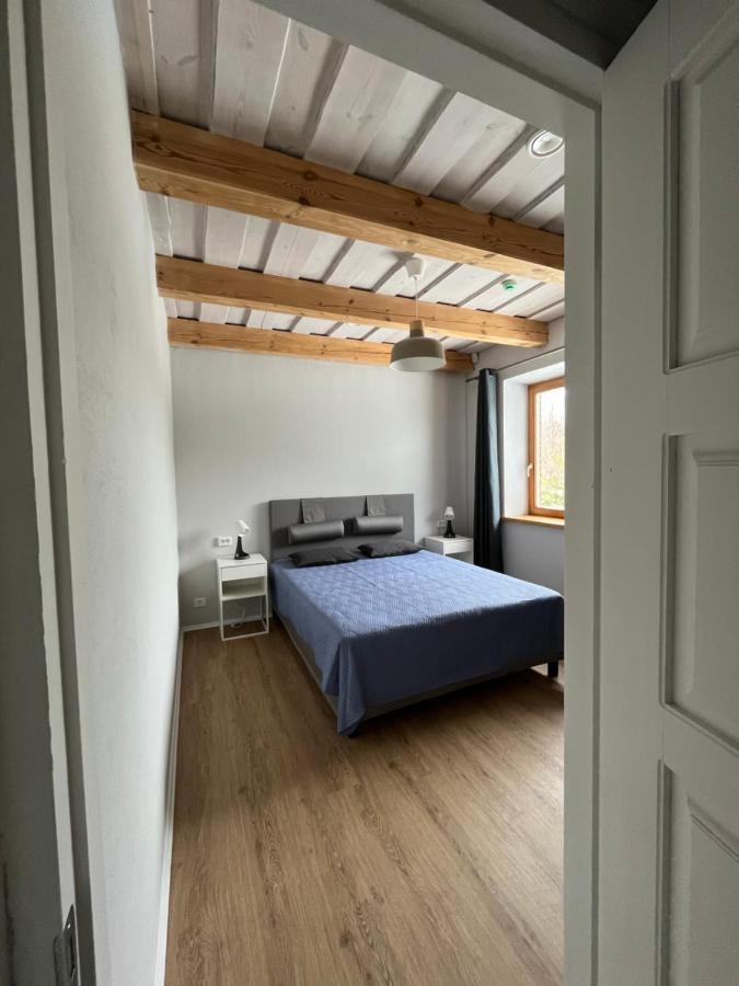 Vila Prie Traku Petkeniskes Exteriér fotografie