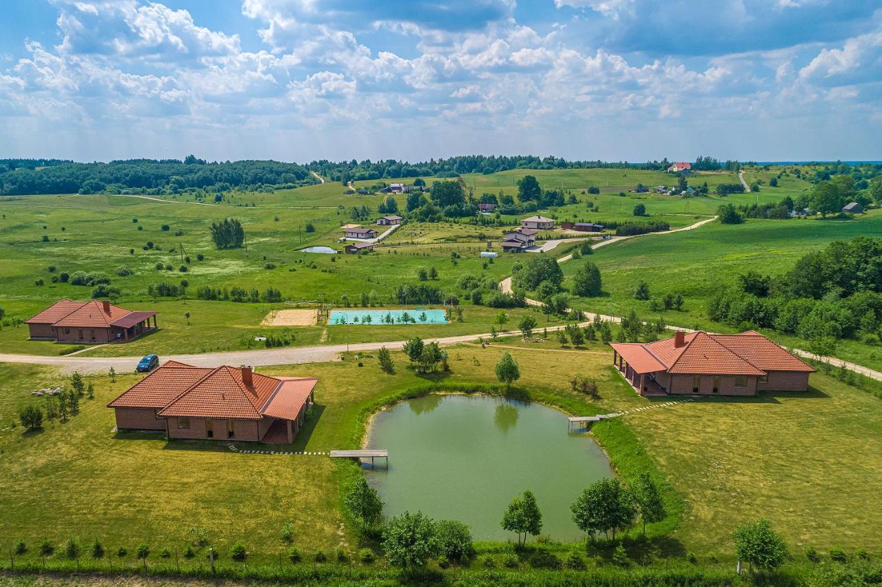 Vila Prie Traku Petkeniskes Exteriér fotografie