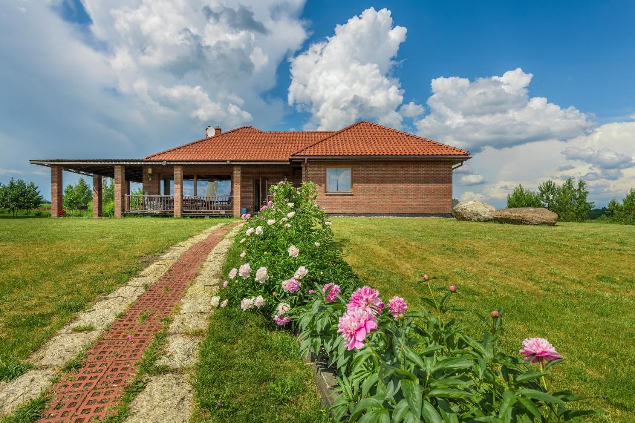Vila Prie Traku Petkeniskes Exteriér fotografie
