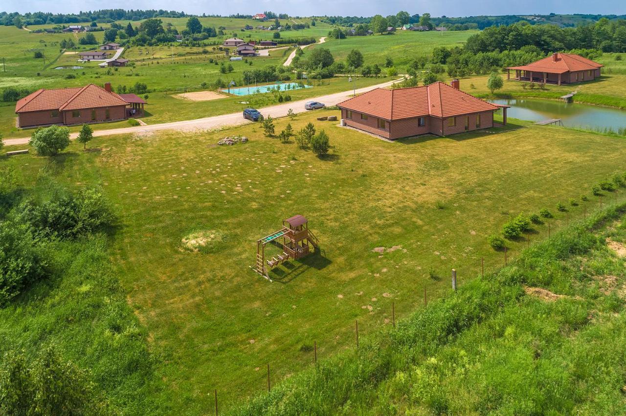 Vila Prie Traku Petkeniskes Exteriér fotografie