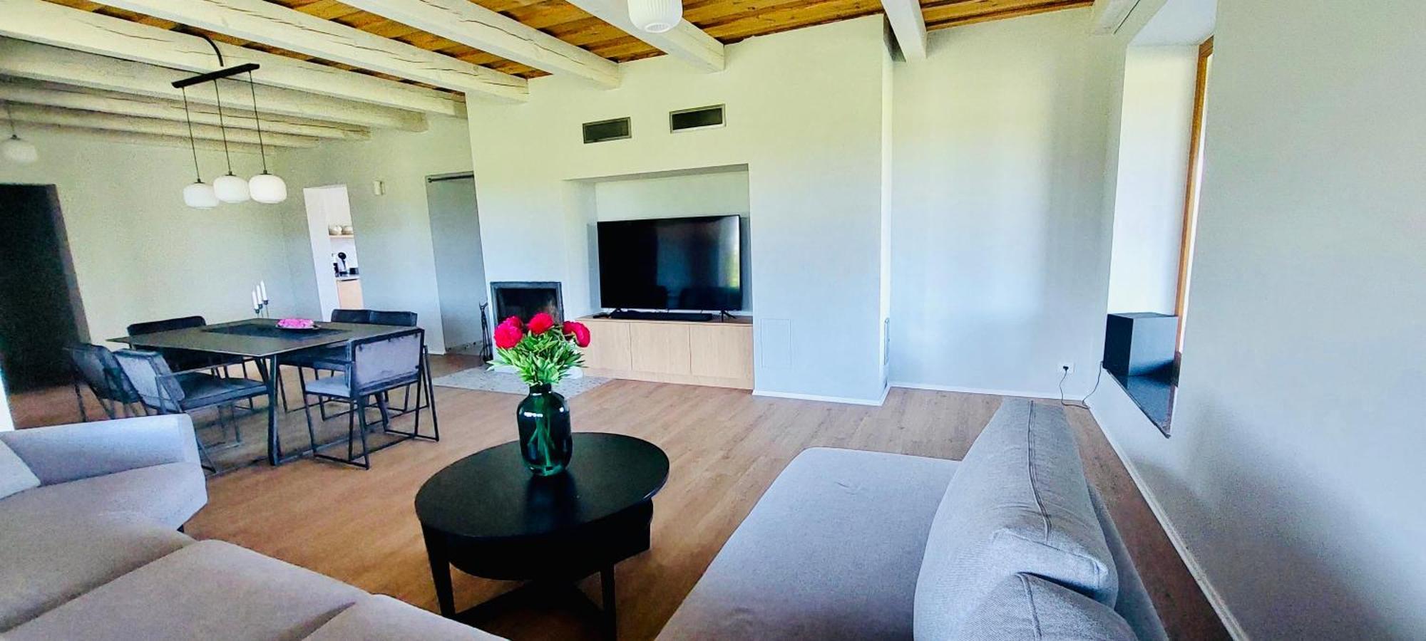 Vila Prie Traku Petkeniskes Exteriér fotografie